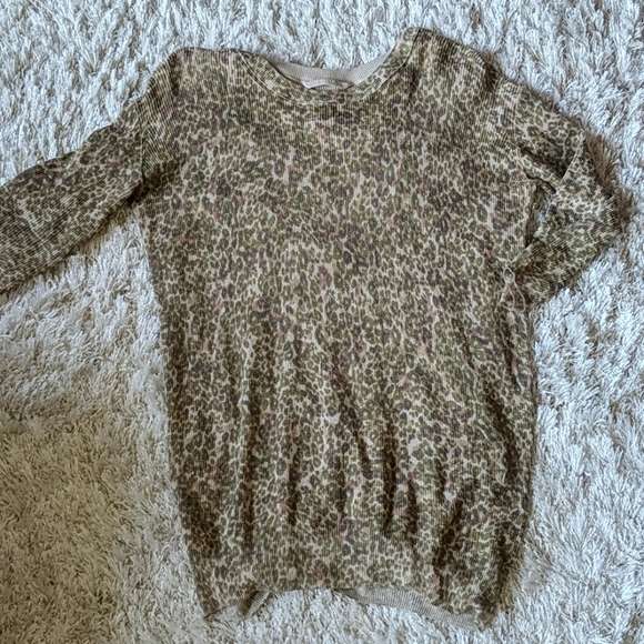 Wilfred leopard print sweater size small - Picture 1 of 3